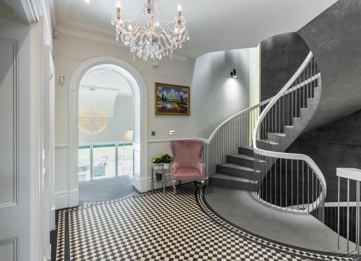 Dream House London With Gym, Cinema And Housekeeper Ealing Exterior foto