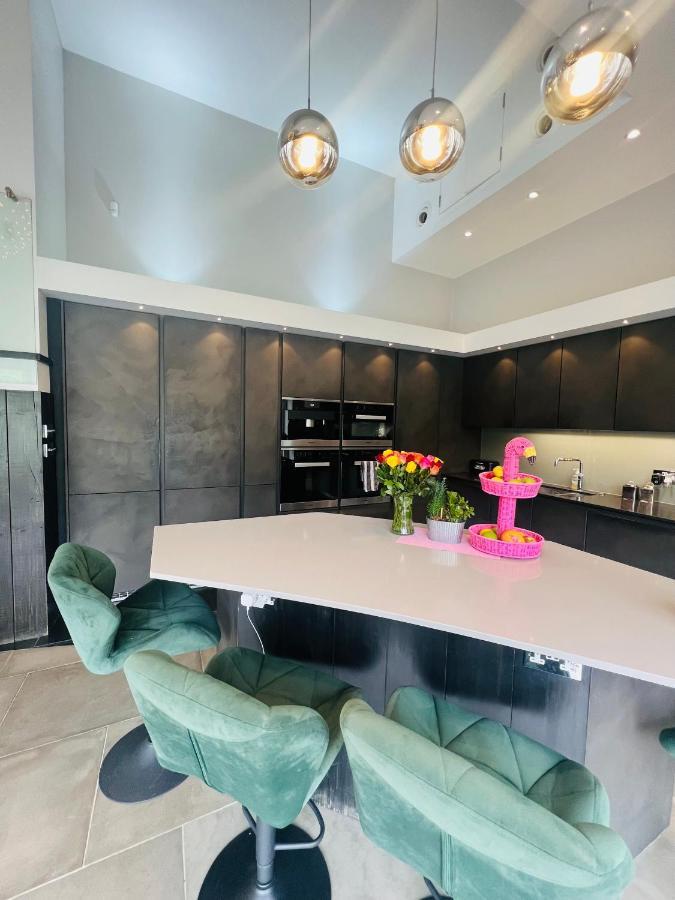 Dream House London With Gym, Cinema And Housekeeper Ealing Exterior foto